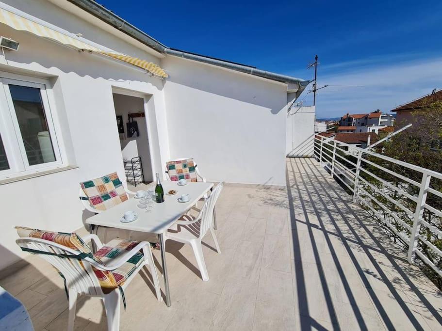 Prostorny Domov V Nejkrasnejsi Casti Chorvatska Apartment Водице Екстериор снимка